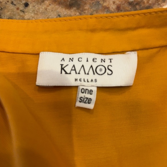 Caftan - Picture 2 of 2